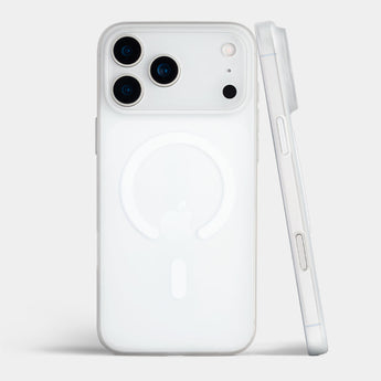 Ultra thin iPhone 18 Pro Max case by totallee, magsafe frosted clear